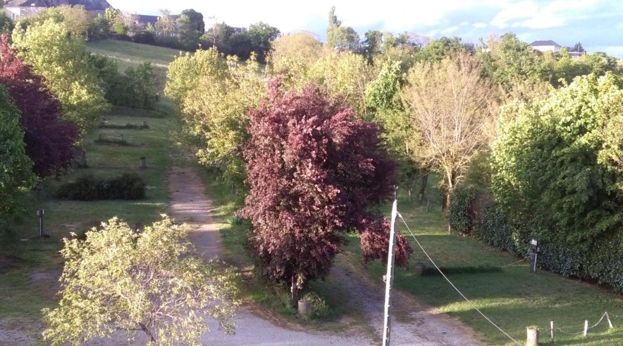 A L'Etape De La Ferme Bed & Breakfast Noailles  Екстериор снимка