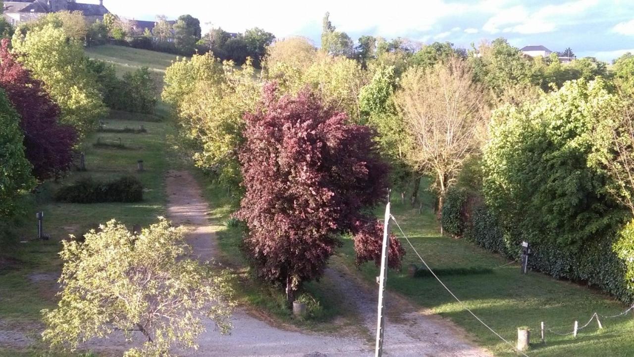 A L'Etape De La Ferme Bed & Breakfast Noailles  Екстериор снимка