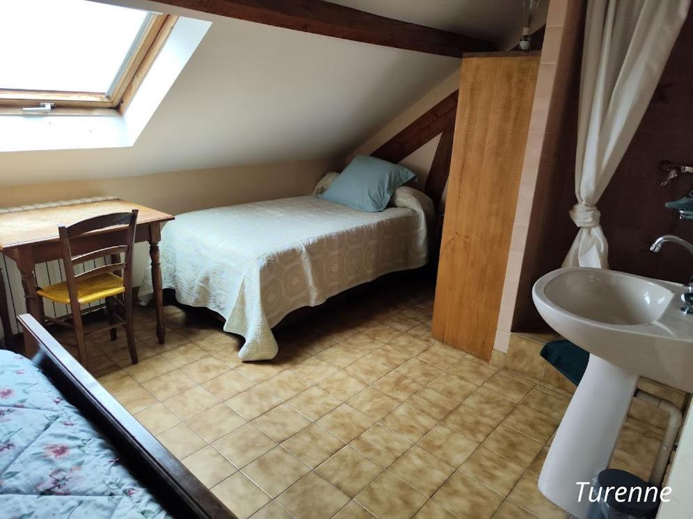 A L'Etape De La Ferme Bed & Breakfast Noailles  Екстериор снимка